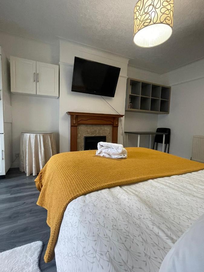 Beautiful Private Rooms In London Central Willesden Green Екстериор снимка